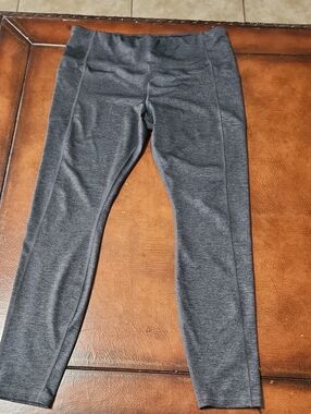 Avia Girls' Heathered Charcoal Leggings stretchy. side pockets
